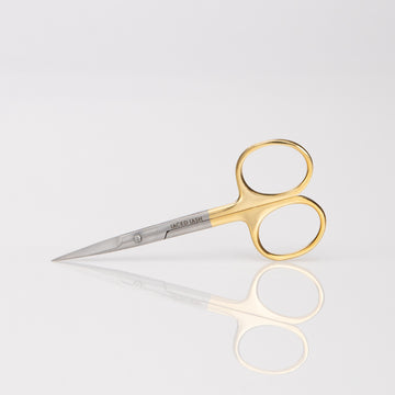 laced-lash-trim-it-eyelash-scissors